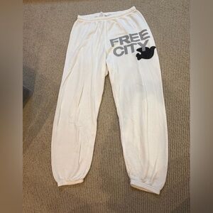 Freecity White/Cream Sweatpants